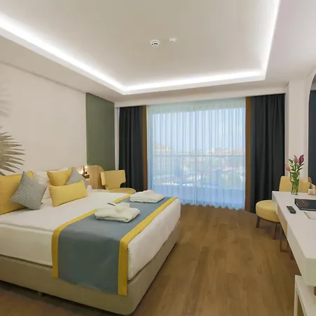 Hotel Stella Elite & 16 (adults Only) 5*